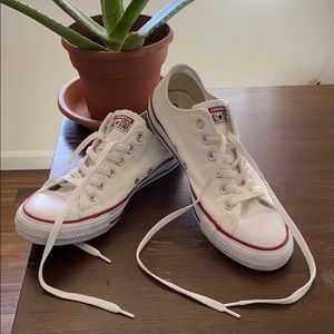 Converse All Star, Low Top, Size 8, Unisex